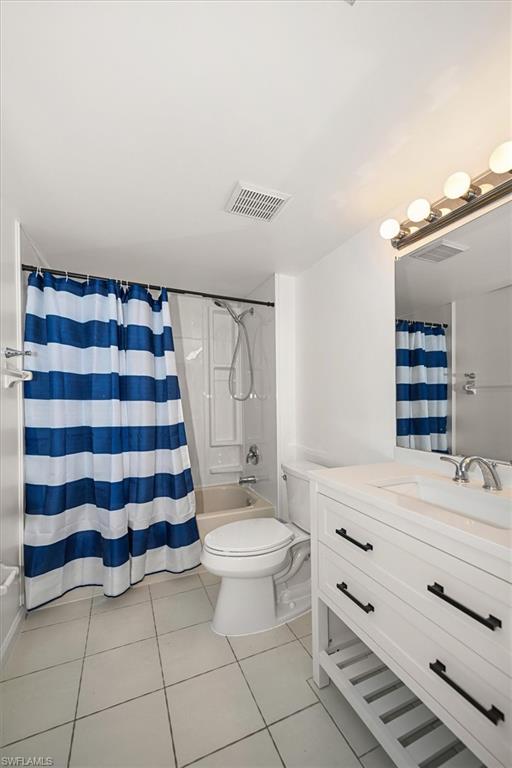 740 Augusta Blvd E104 Property Photo 11