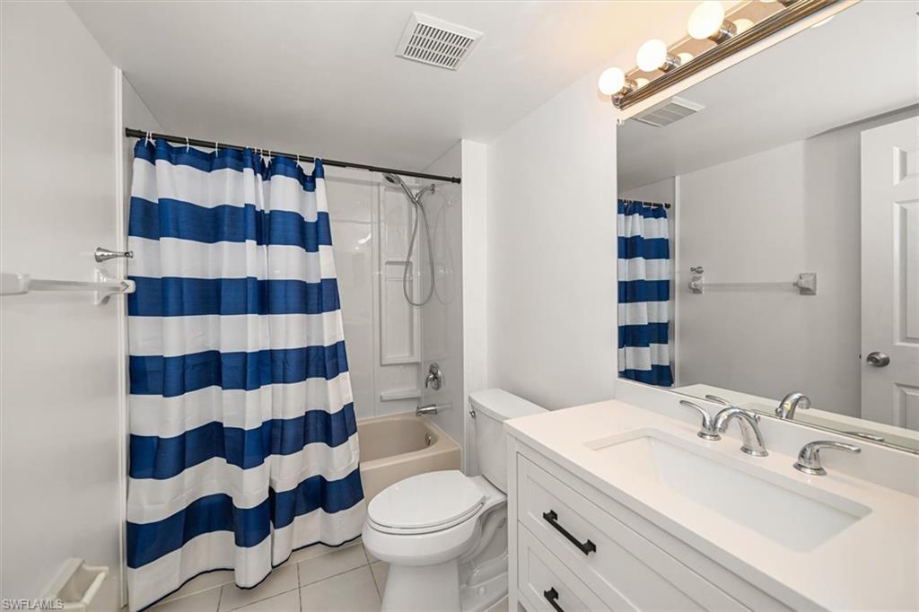 740 Augusta Blvd E104 Property Photo 12