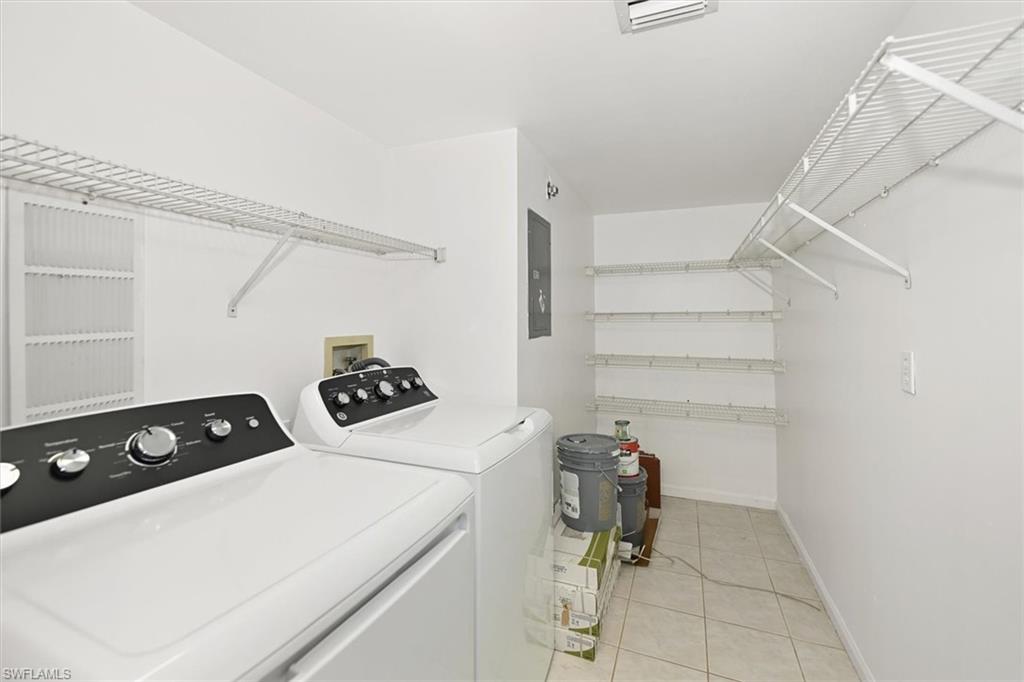 740 Augusta Blvd E104 Property Photo 28