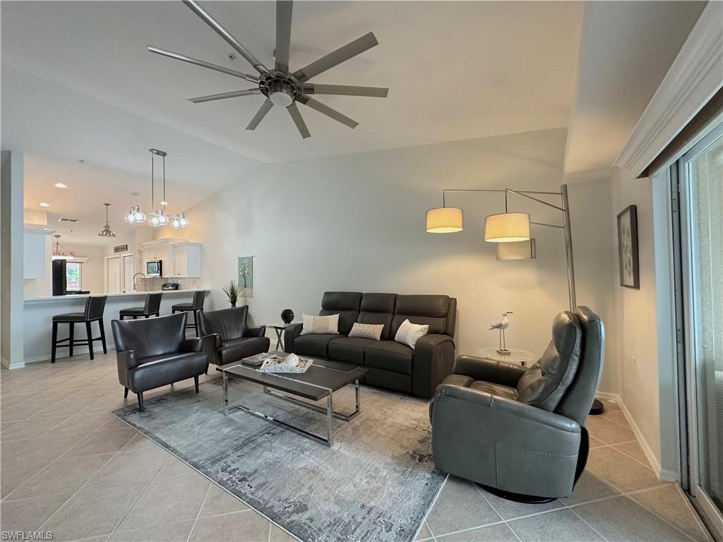 2860 Cypress Trace CIR 1823 Property Photo 1