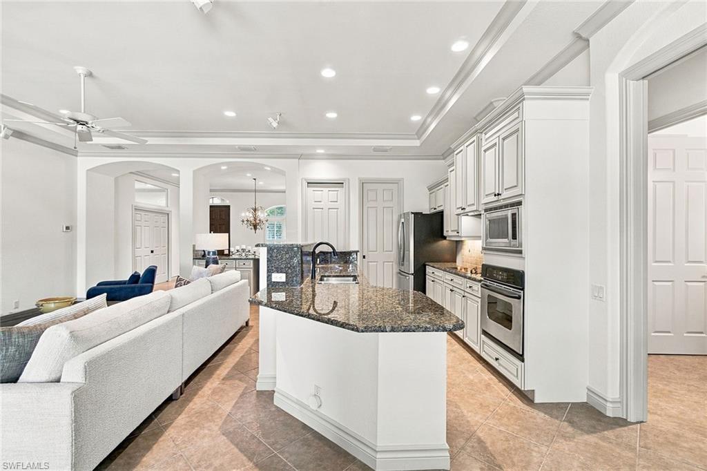 12580 Villagio Way Property Photo 8