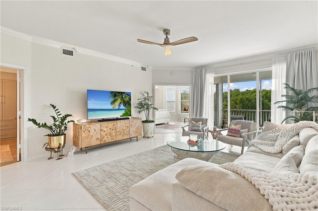 4650 Yacht Harbor Dr 124 Property Photo 1