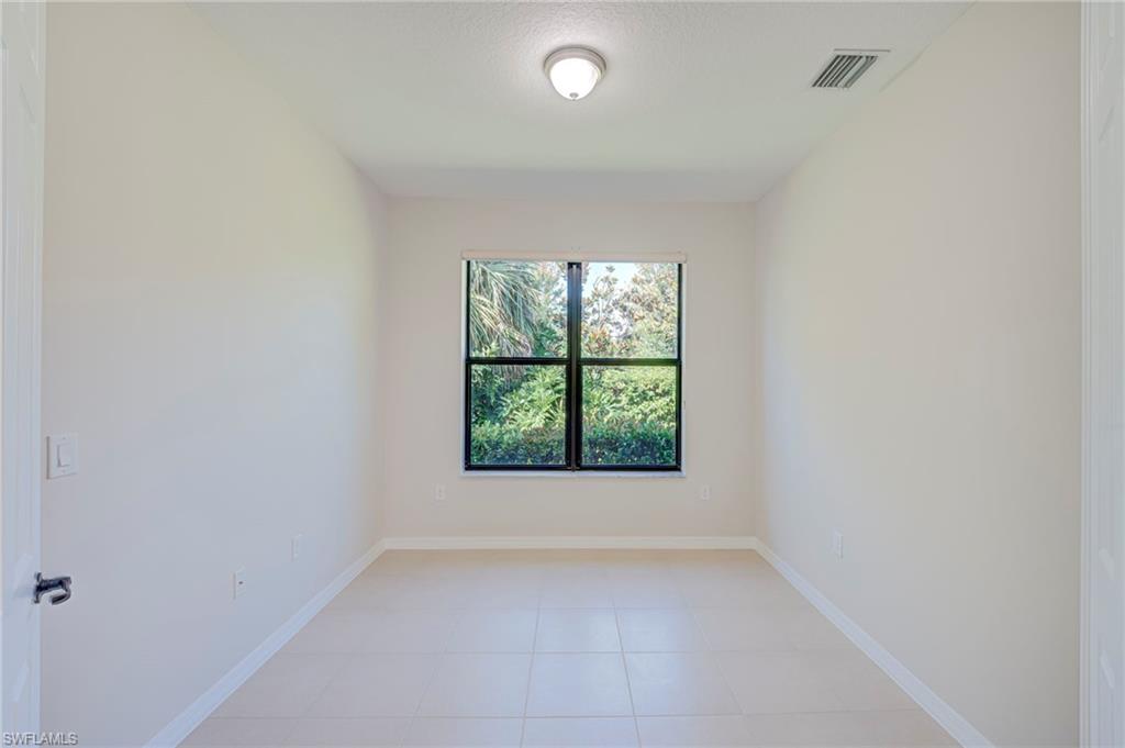 5422 Useppa Dr Property Photo 12