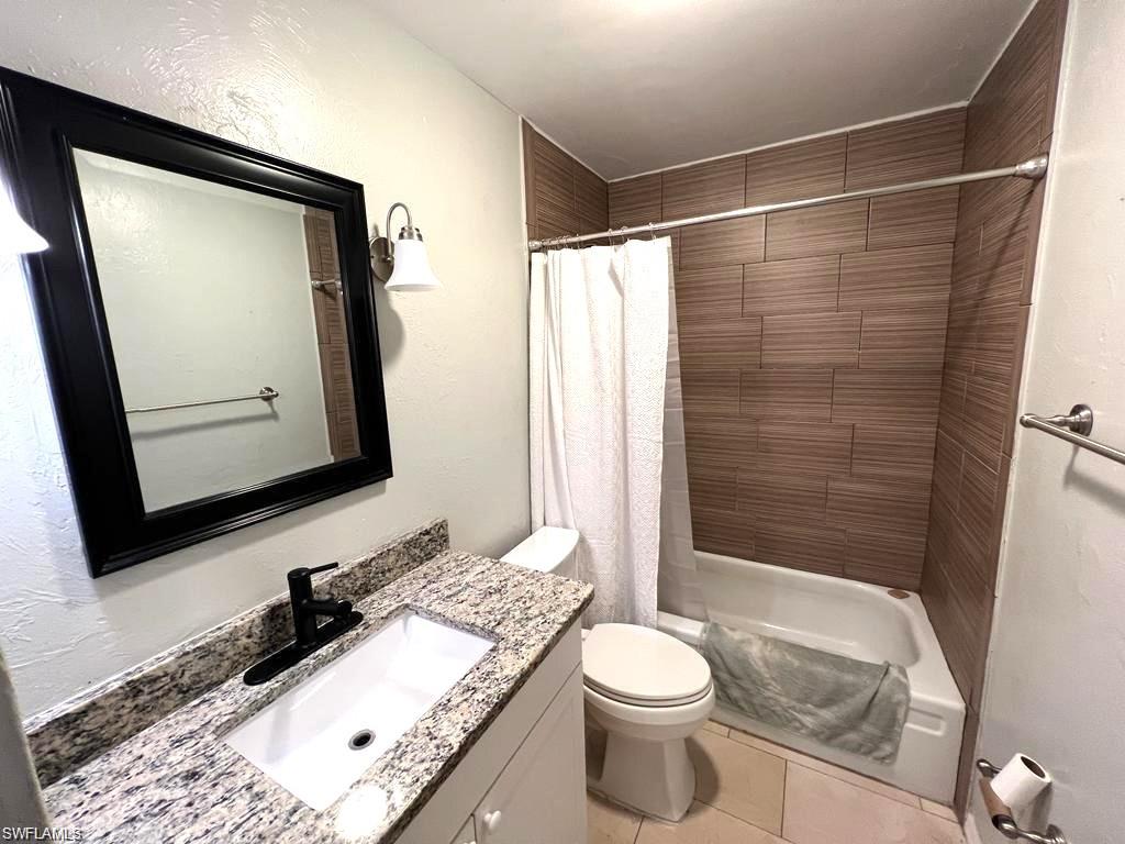 883 Coconut Cir E Property Photo 13