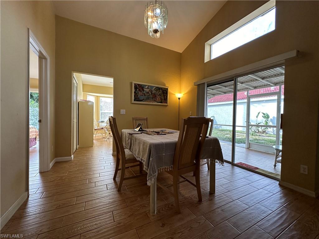 1309 Naples Lake Dr Property Photo 3