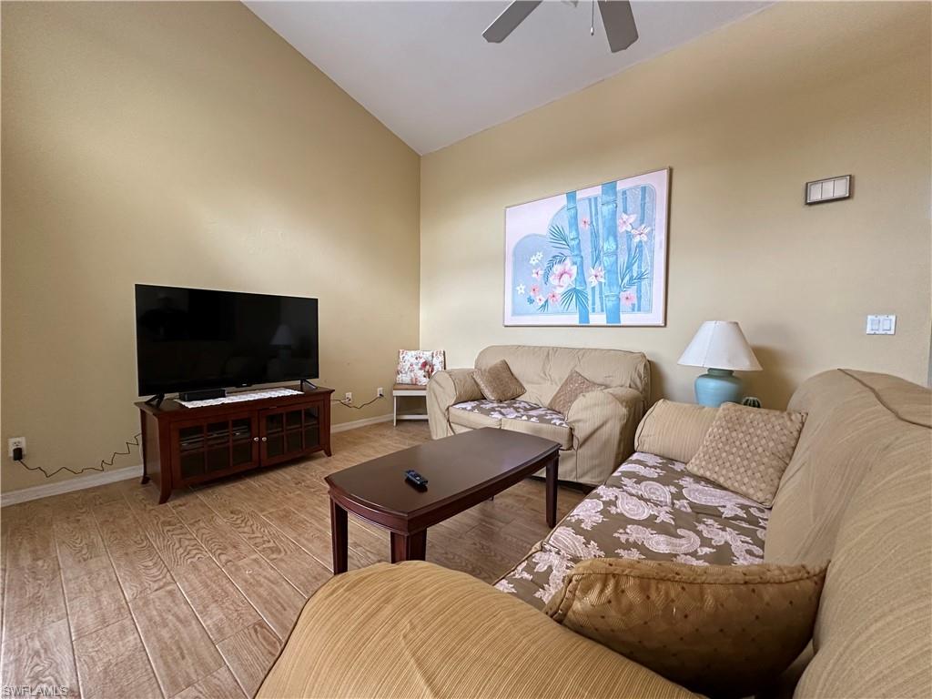 1309 Naples Lake Dr Property Photo 4