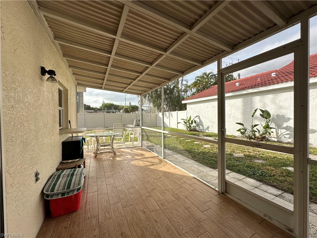 1309 Naples Lake Dr Property Photo 12