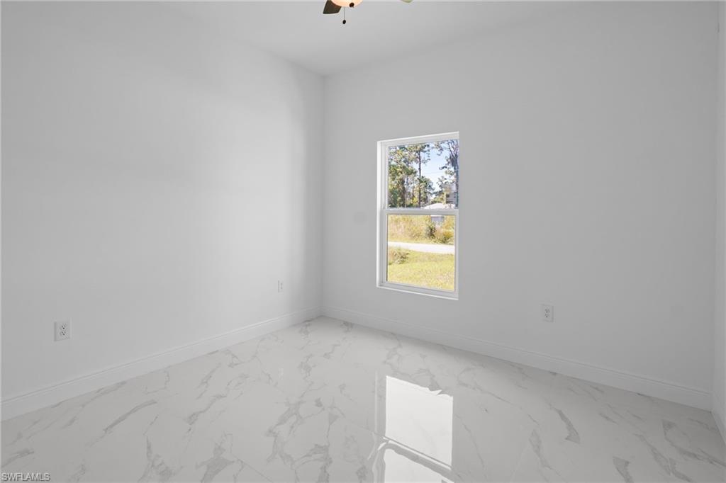 810 Jackson Ave Property Photo 22