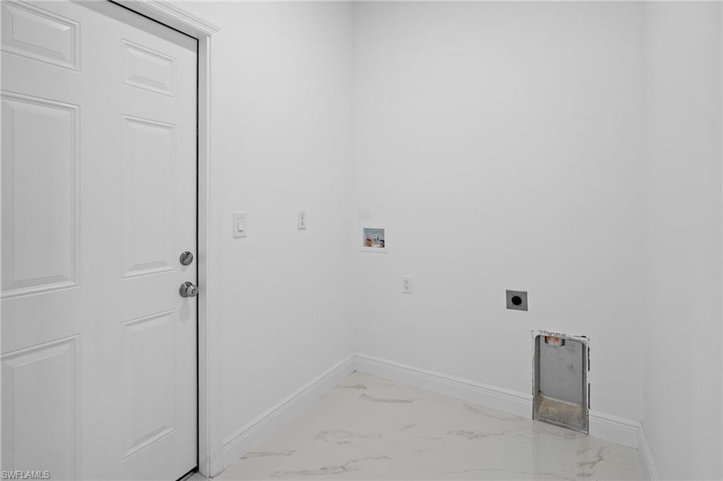 810 Jackson Ave Property Photo 27