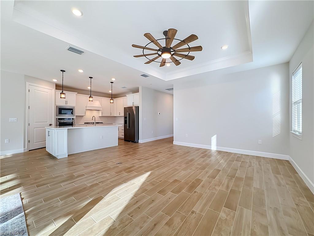 17312 Green Buttonwood Way Property Photo 5