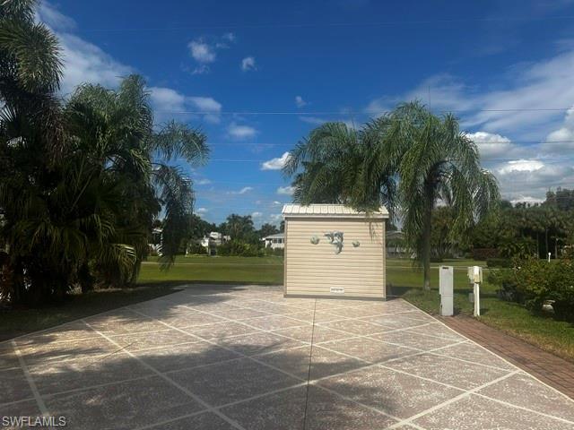 1647 Diamond Lake Cir Property Photo 3