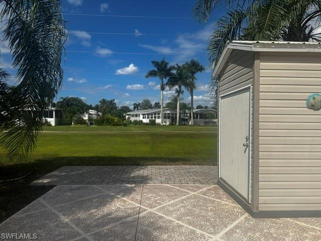 1647 Diamond Lake Cir Property Photo 4
