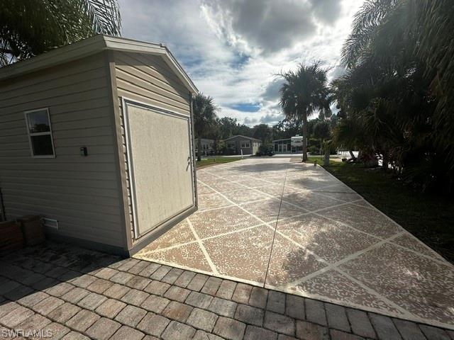 1647 Diamond Lake Cir Property Photo 6