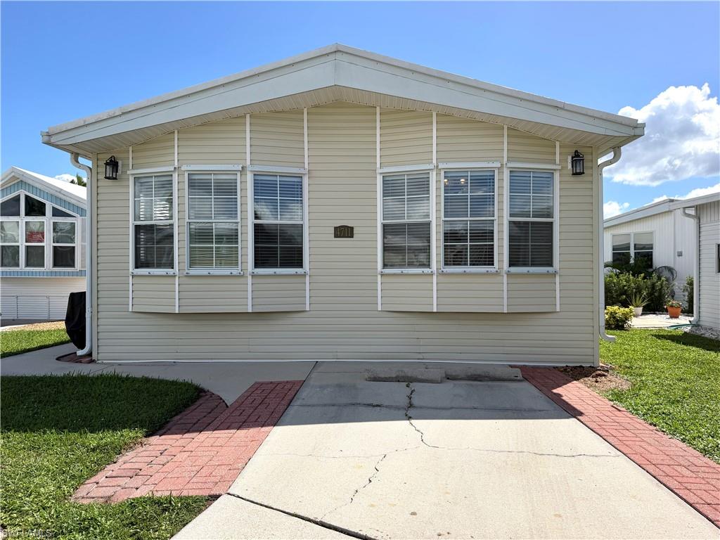 4711 Mayflower WAY W Property Photo 1