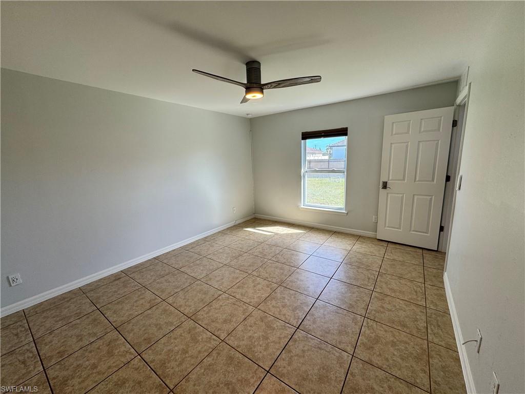 1907 20th Pl Property Photo 17