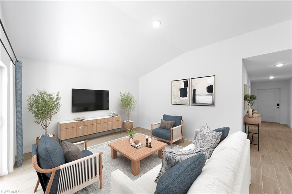 1046 40th Ter Property Photo 4