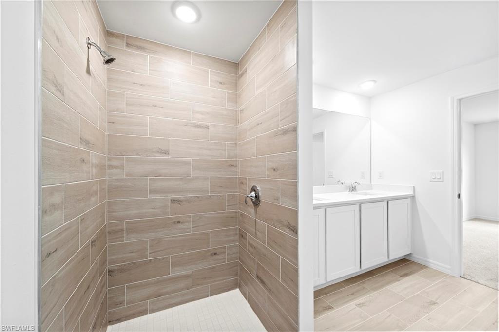 1046 40th Ter Property Photo 12
