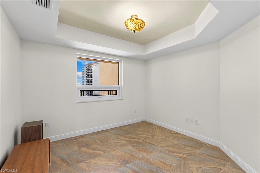 1065 Borghese Ln 1002 Property Photo 14