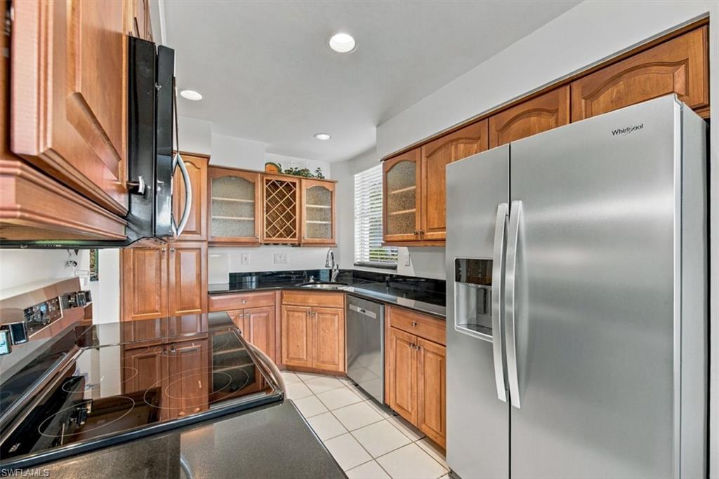 27040 Lake Harbor Ct 101 Property Photo 6