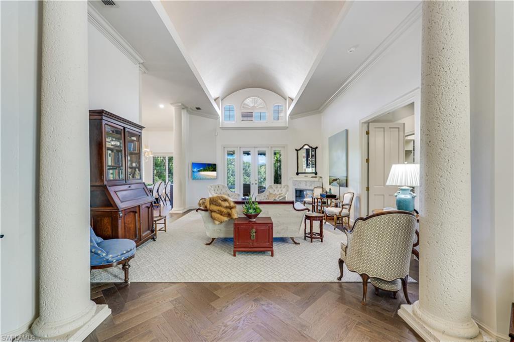 7913 Via Vecchia Property Photo 8