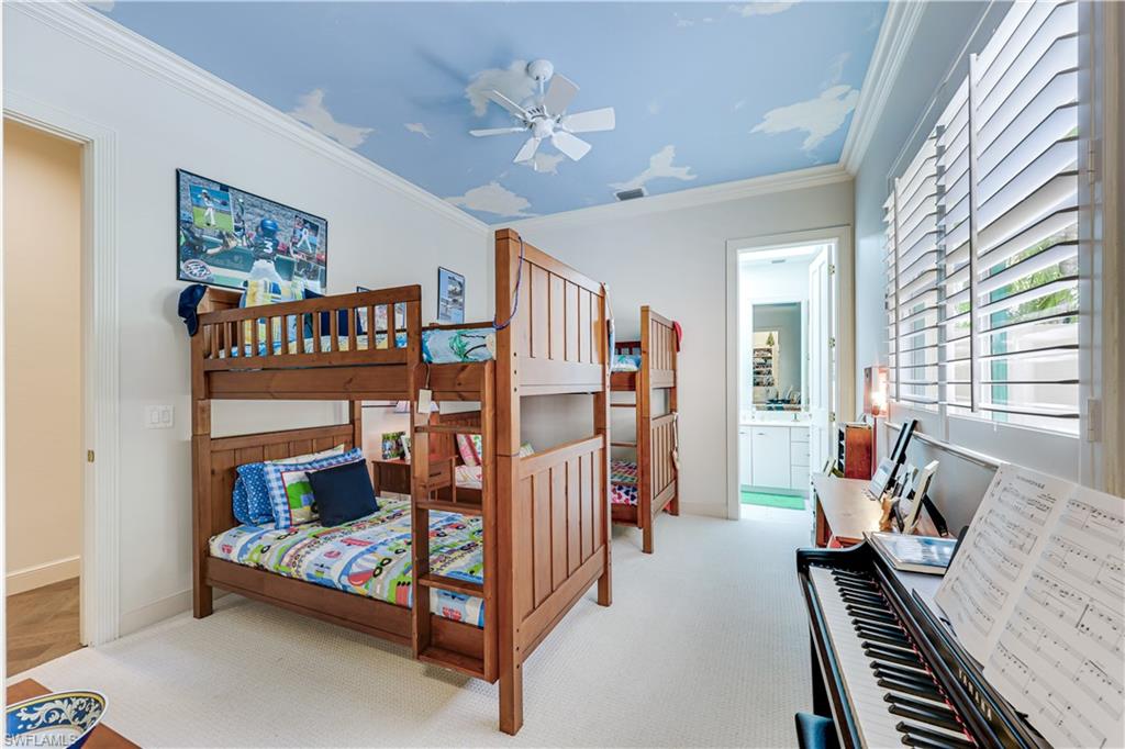 7913 Via Vecchia Property Photo 22