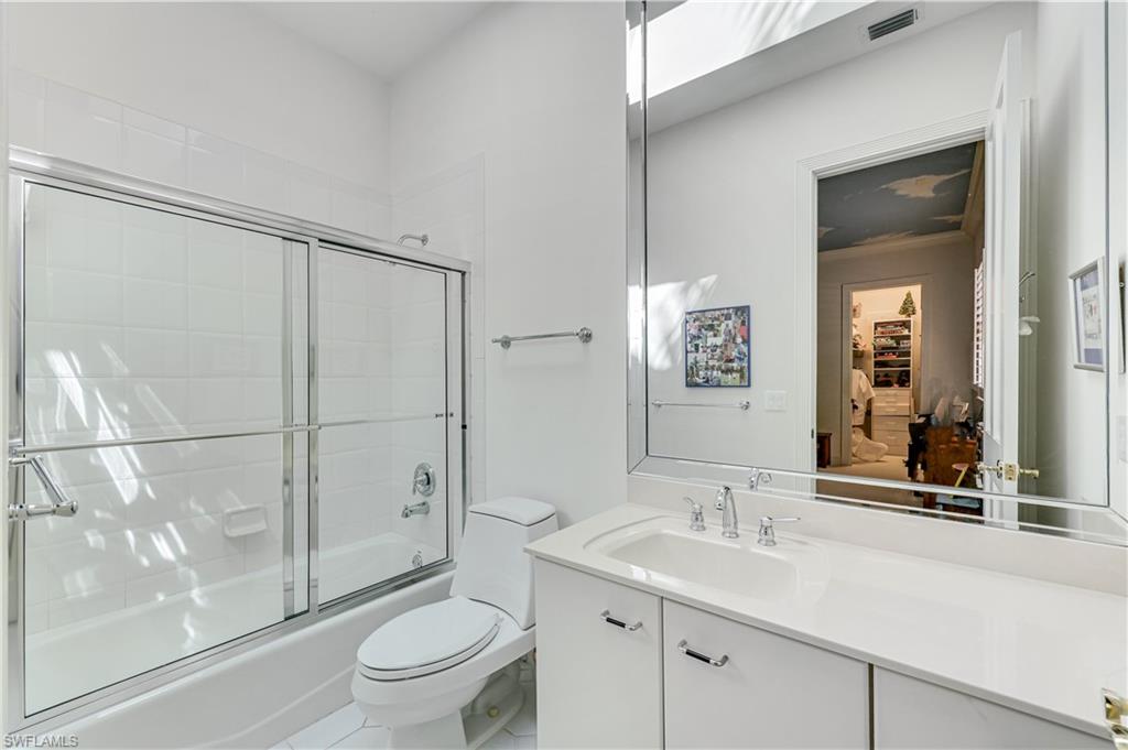 7913 Via Vecchia Property Photo 23