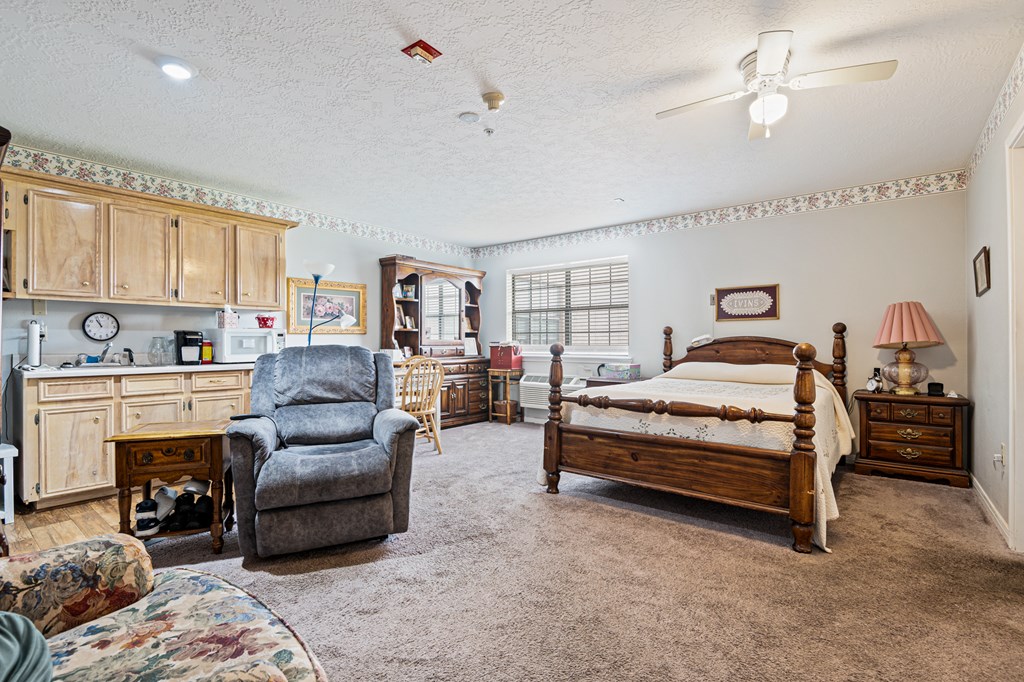 1154 East Loop 304 Property Photo 63