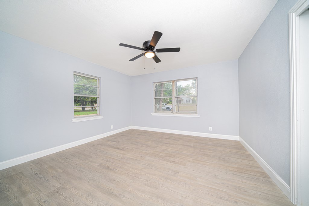 1305 Cypress Property Photo 14