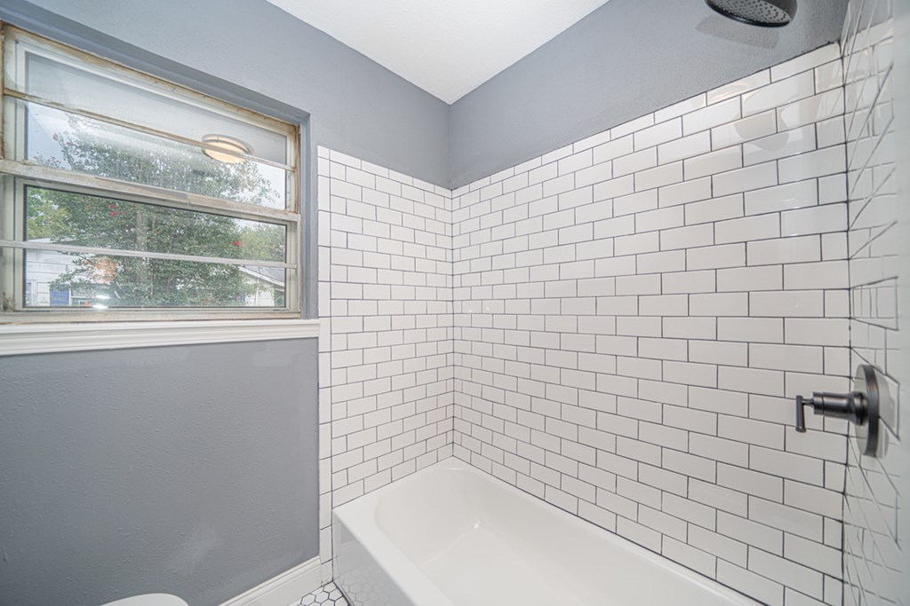 1305 Cypress Property Photo 18