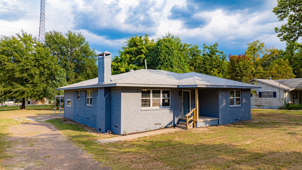 1305 Cypress Property Photo 28