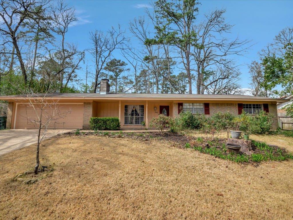 3917 Water Oak Property Photo 1