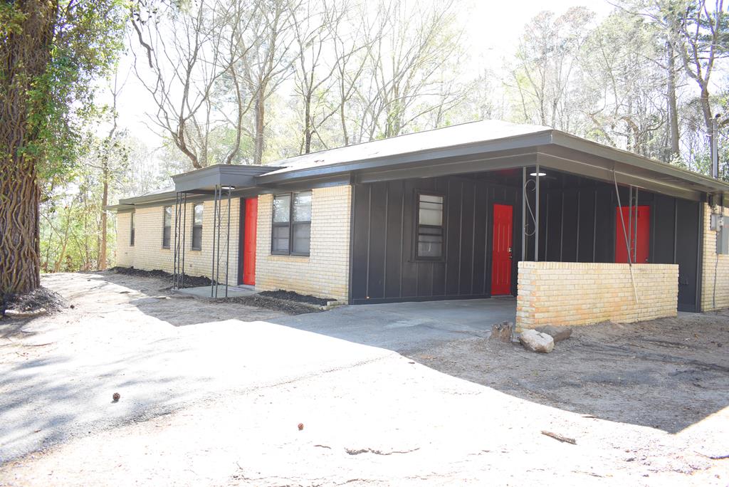 121 Marilyn Property Photo 1