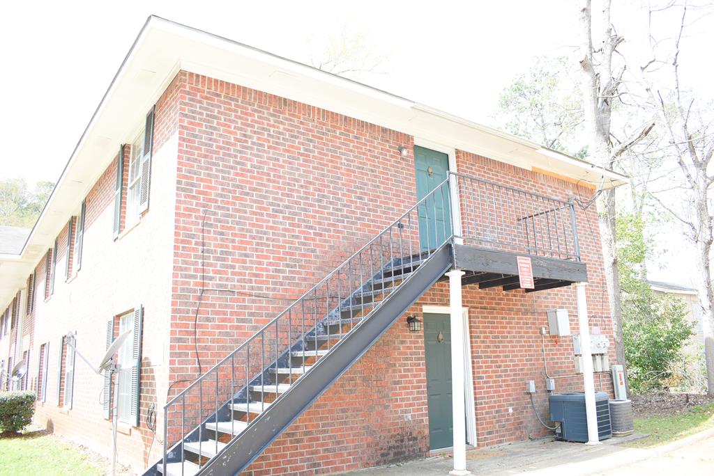 2521 Pearl St #408 Property Photo 1