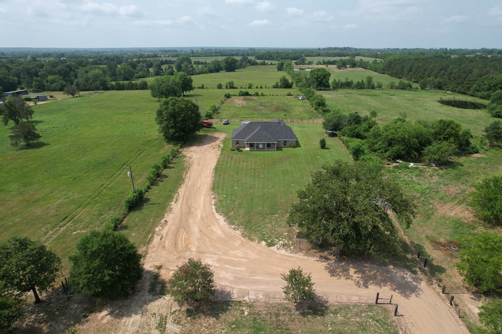 862 Cr 4570 Property Photo 2