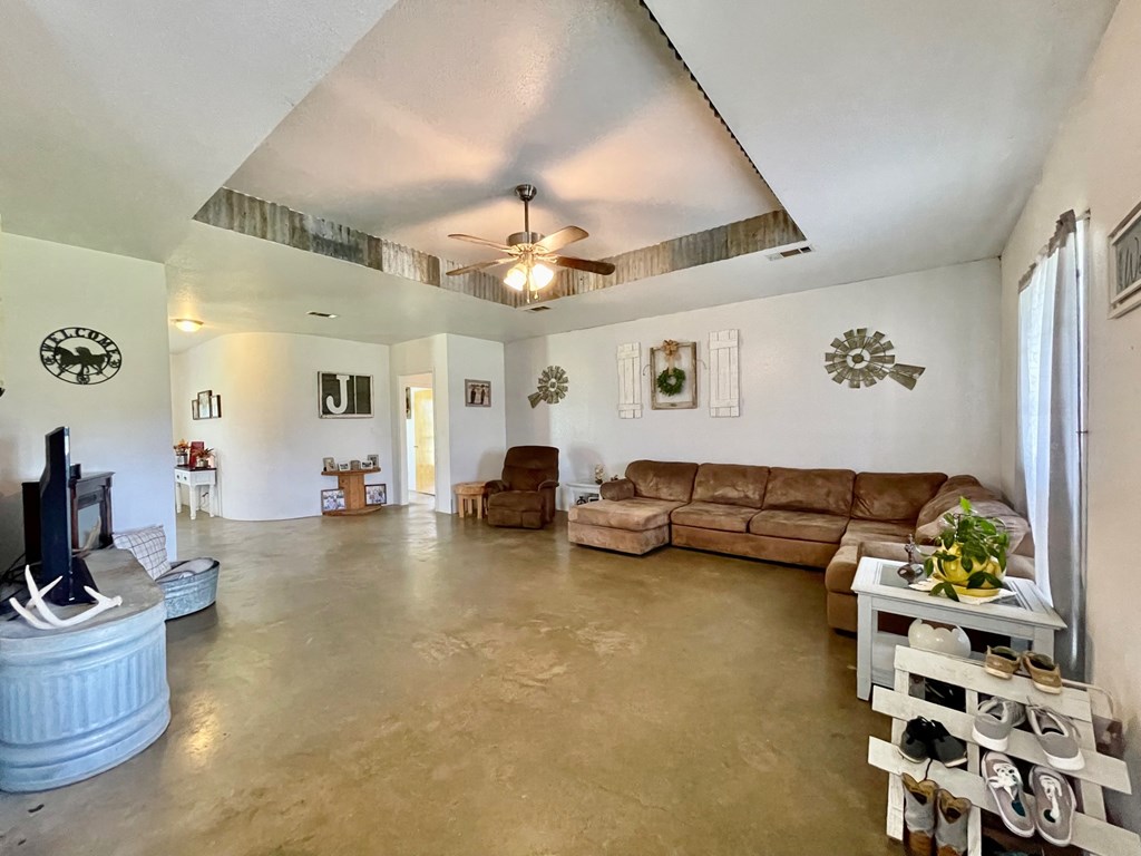 862 Cr 4570 Property Photo 7
