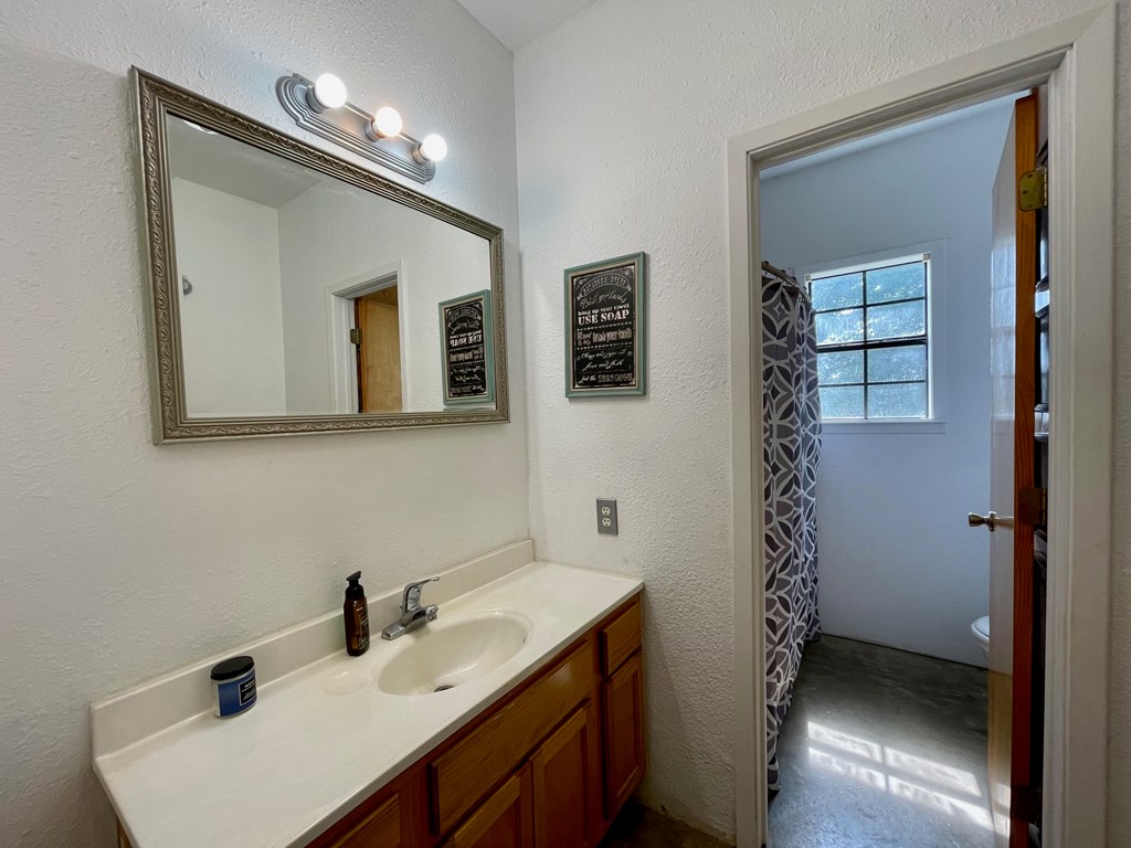 862 Cr 4570 Property Photo 20