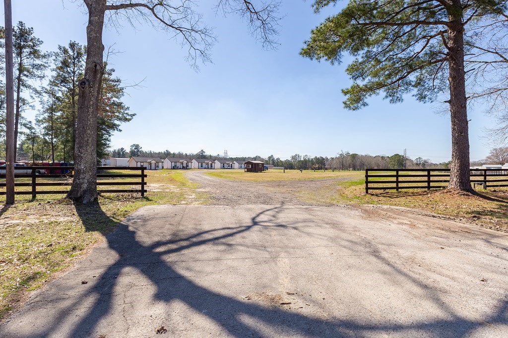 353 Fm 1475 Property Photo 4