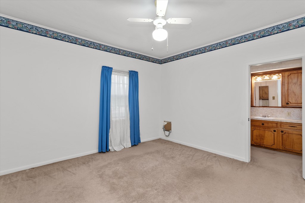 3607 E Main St Property Photo 18