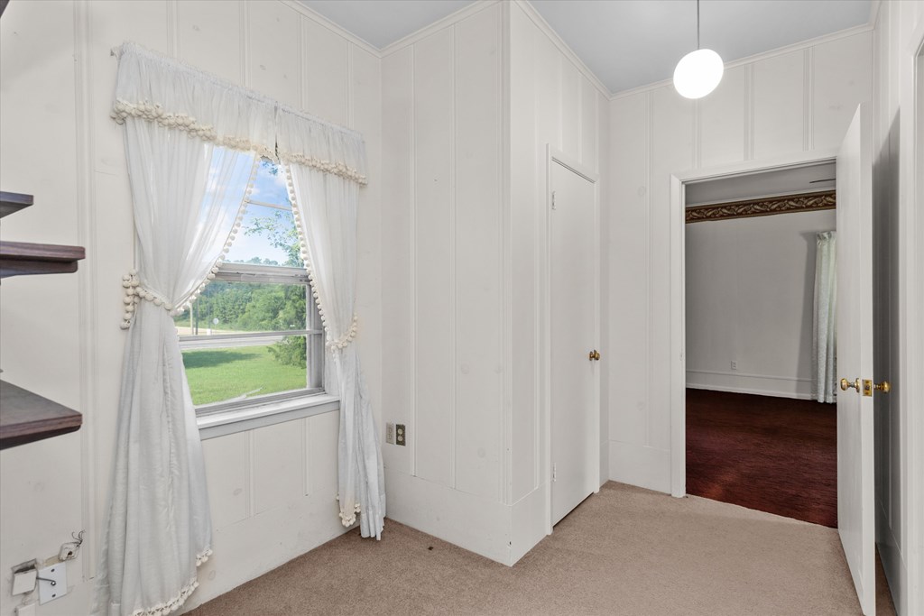3607 E Main St Property Photo 20