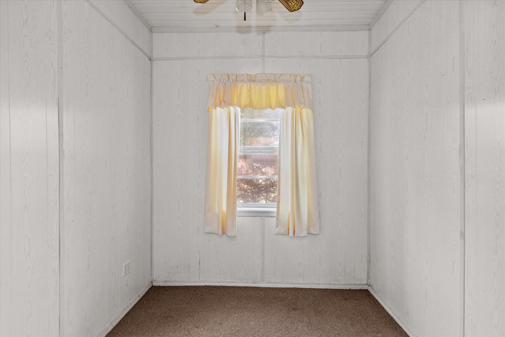 3607 E Main St Property Photo 21