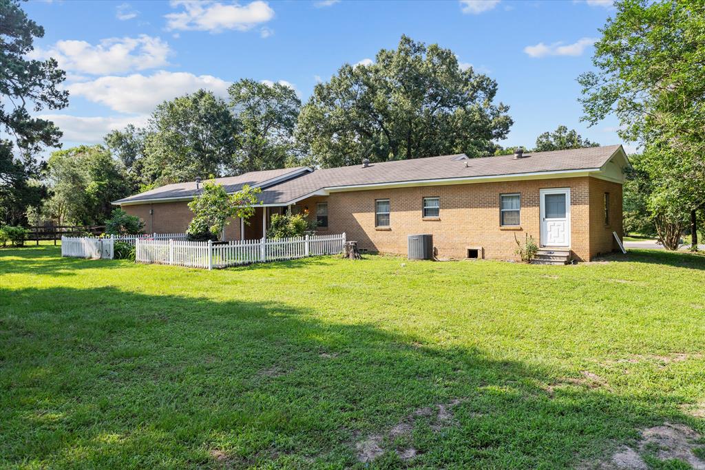 3607 E Main St Property Photo 25