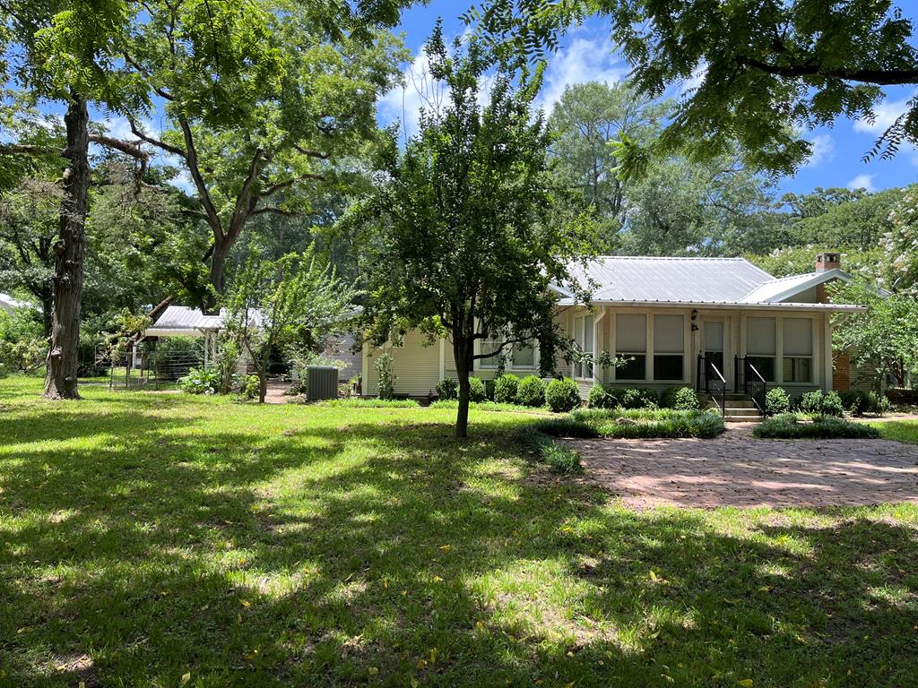 300 Cr 2641 Property Photo 41