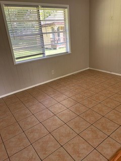 754 Maple Property Photo 12