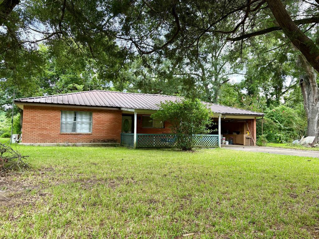 1014 River Rd. Property Photo 1