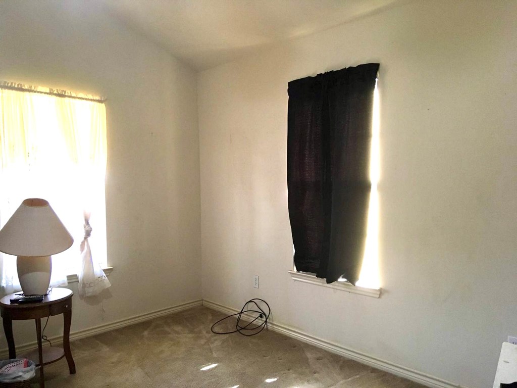 607 2nd Street Property Photo 9