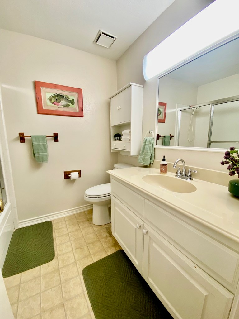 116 Lakeview Drive Property Photo 21