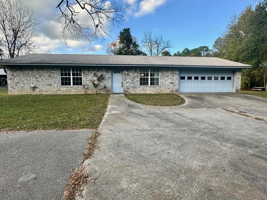 697 Fm 699 Property Photo 1
