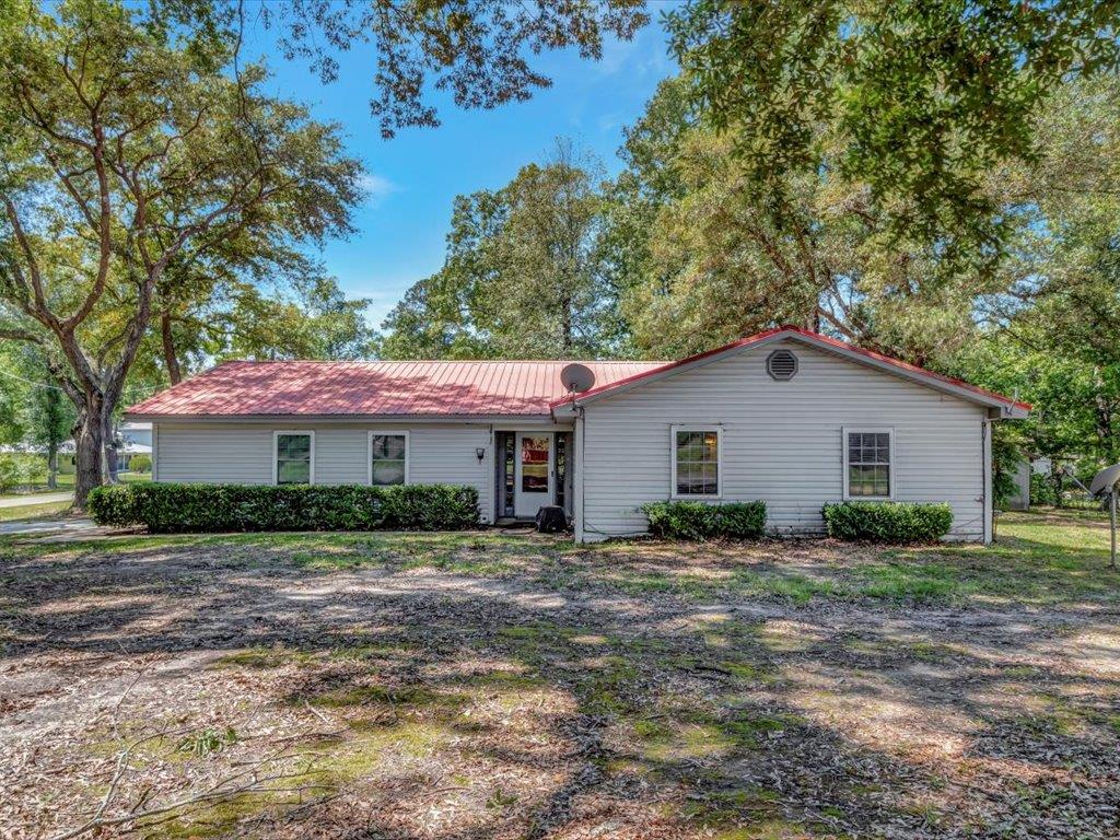 489 Blackforest Drive