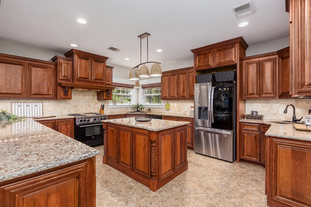 5848 Fm 1751 Property Photo 8