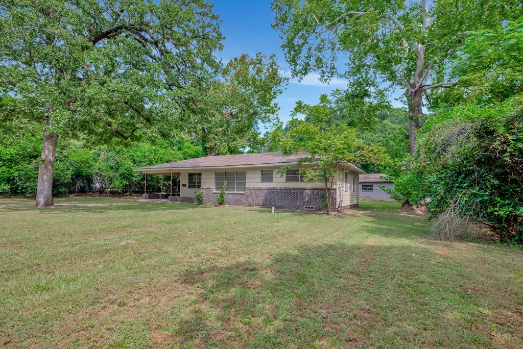 1324 Durst Property Photo 2